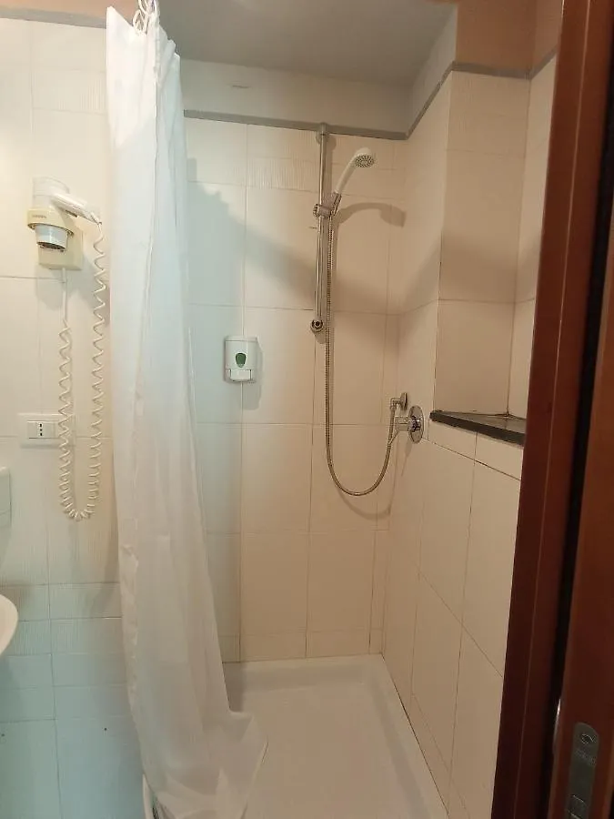 Guest house Romalive Hotel