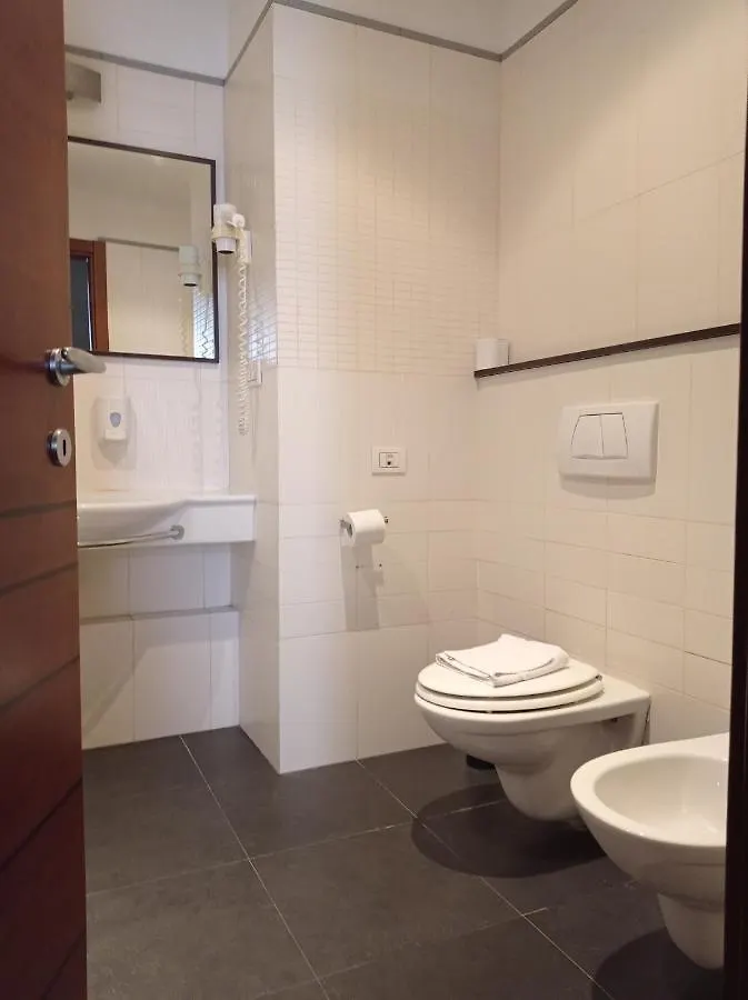 Guest house Romalive Hotel