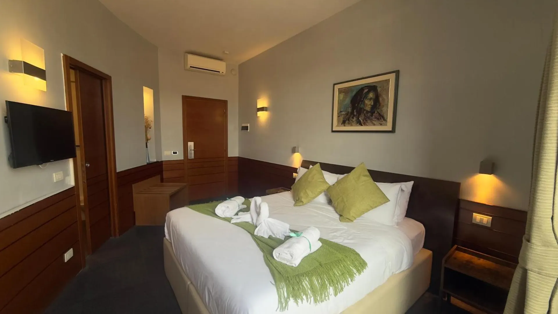 Romalive Hotel