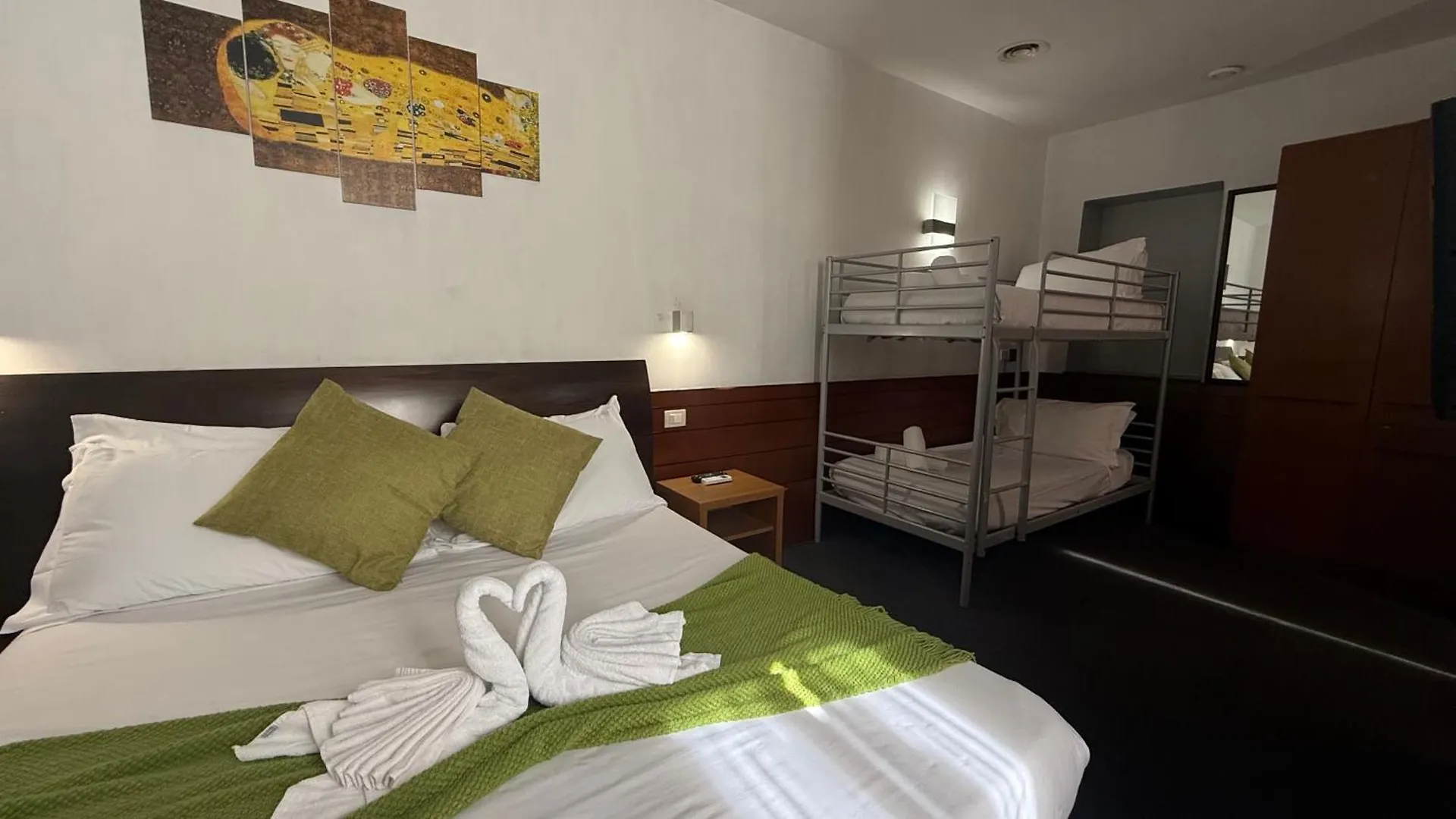 Гостевой дом Romalive Hotel